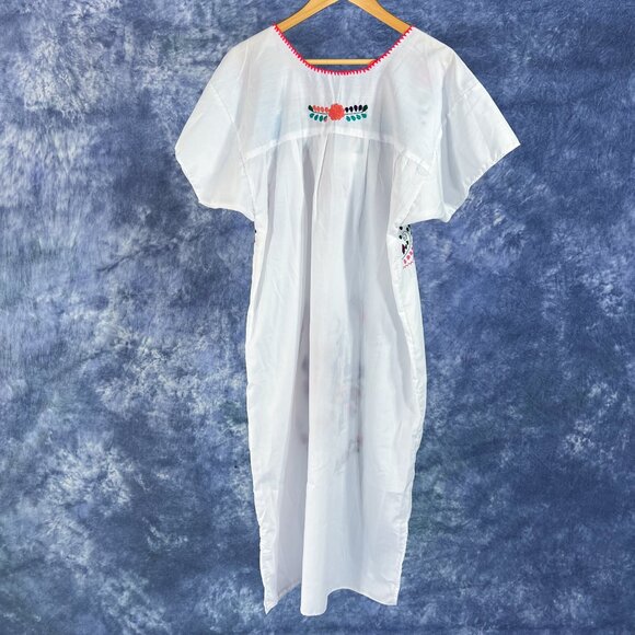 Ethnic Mexican Embroidered Dress - Picture 3 of 3